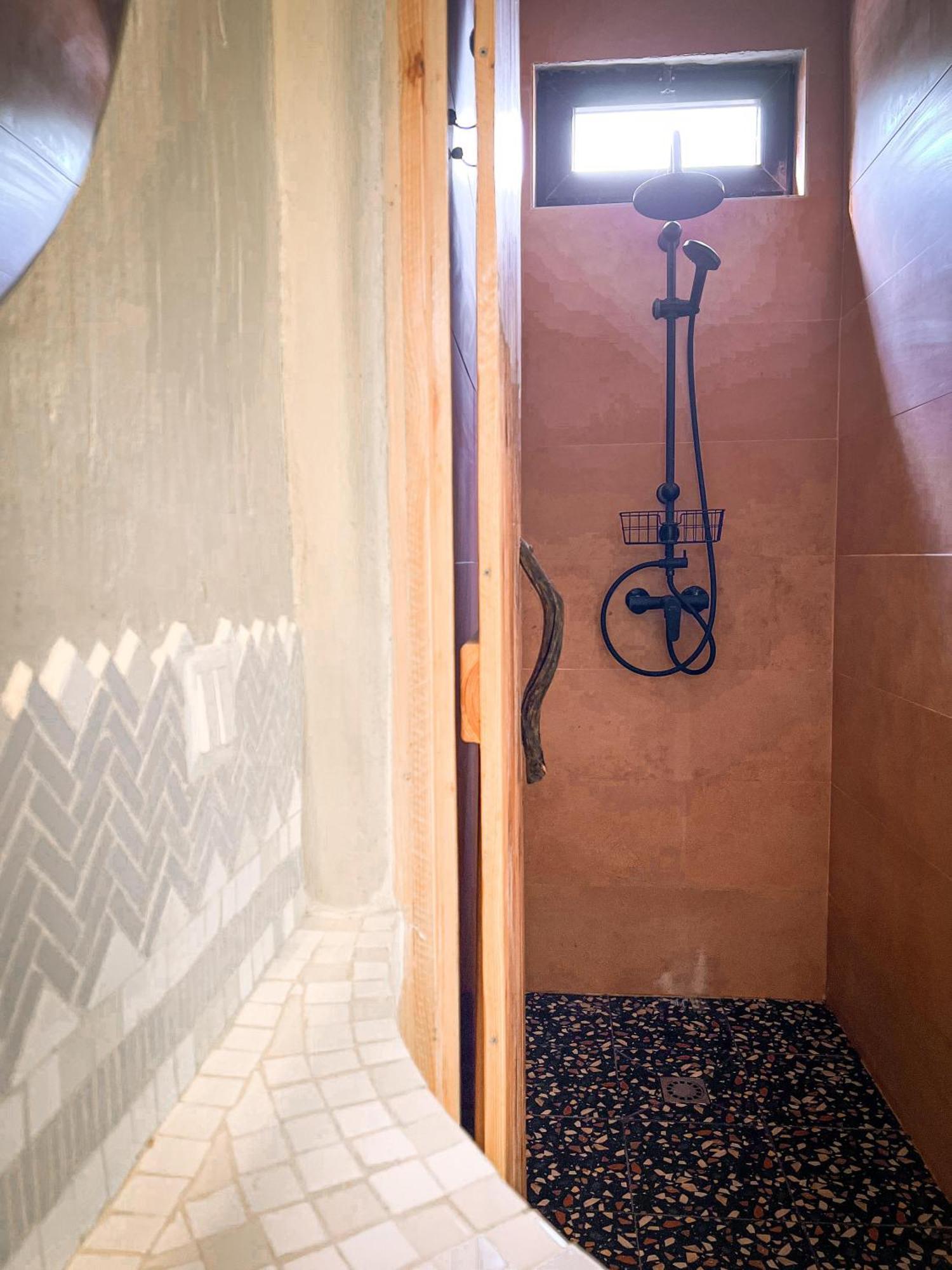 Karma Hostel Martvili Chambre photo