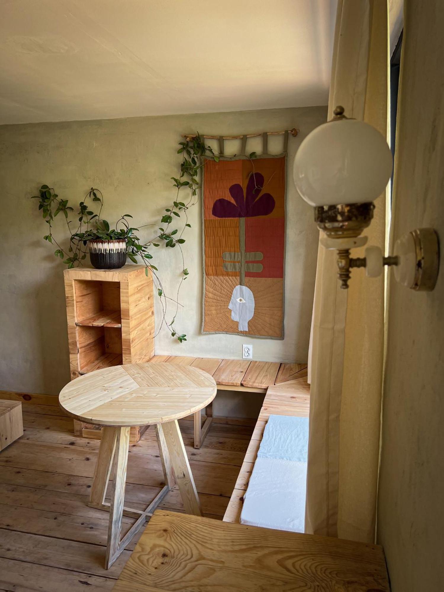 Karma Hostel Martvili Extérieur photo